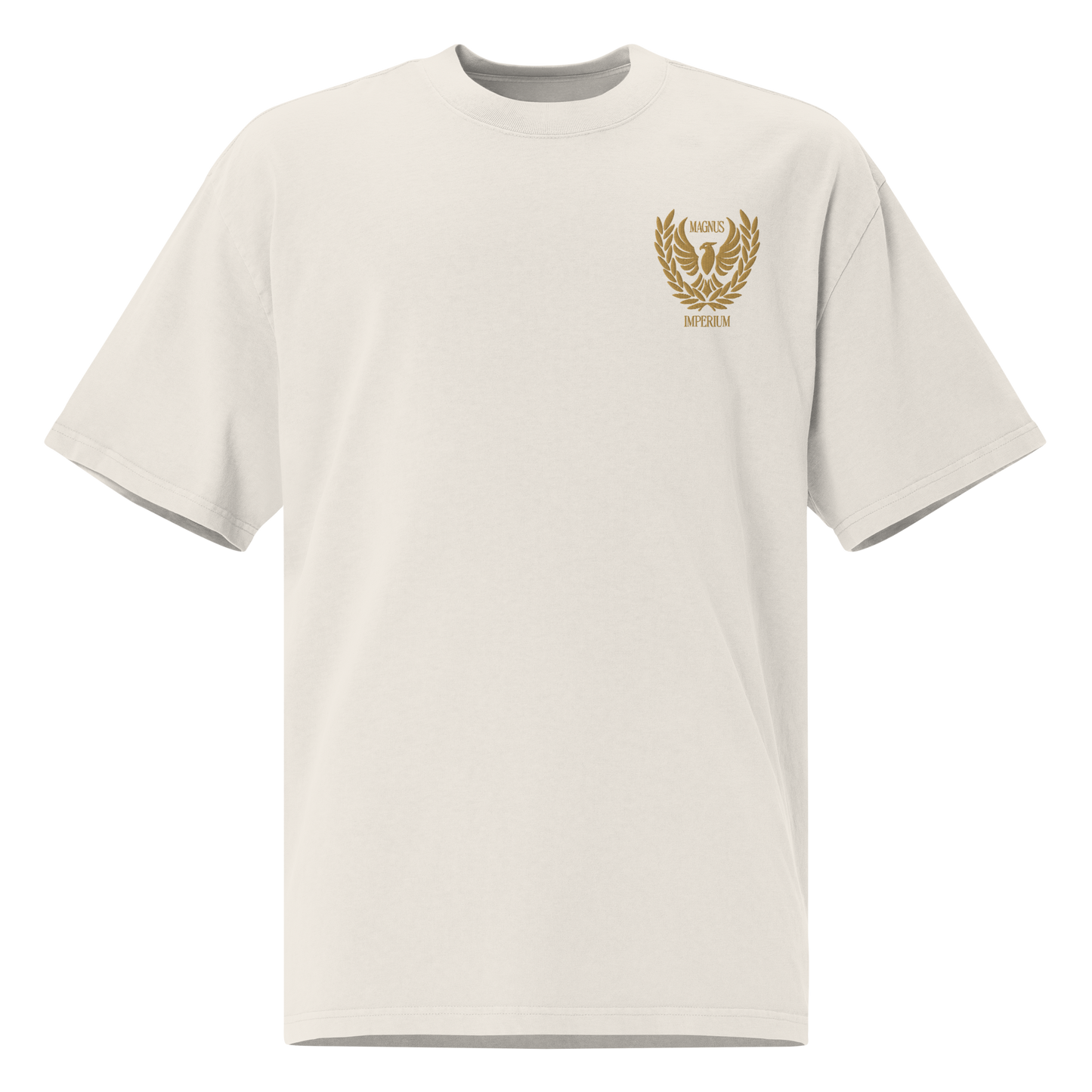 Camiseta Oversize blanca con bordado logo magnus imperium parte delantera.