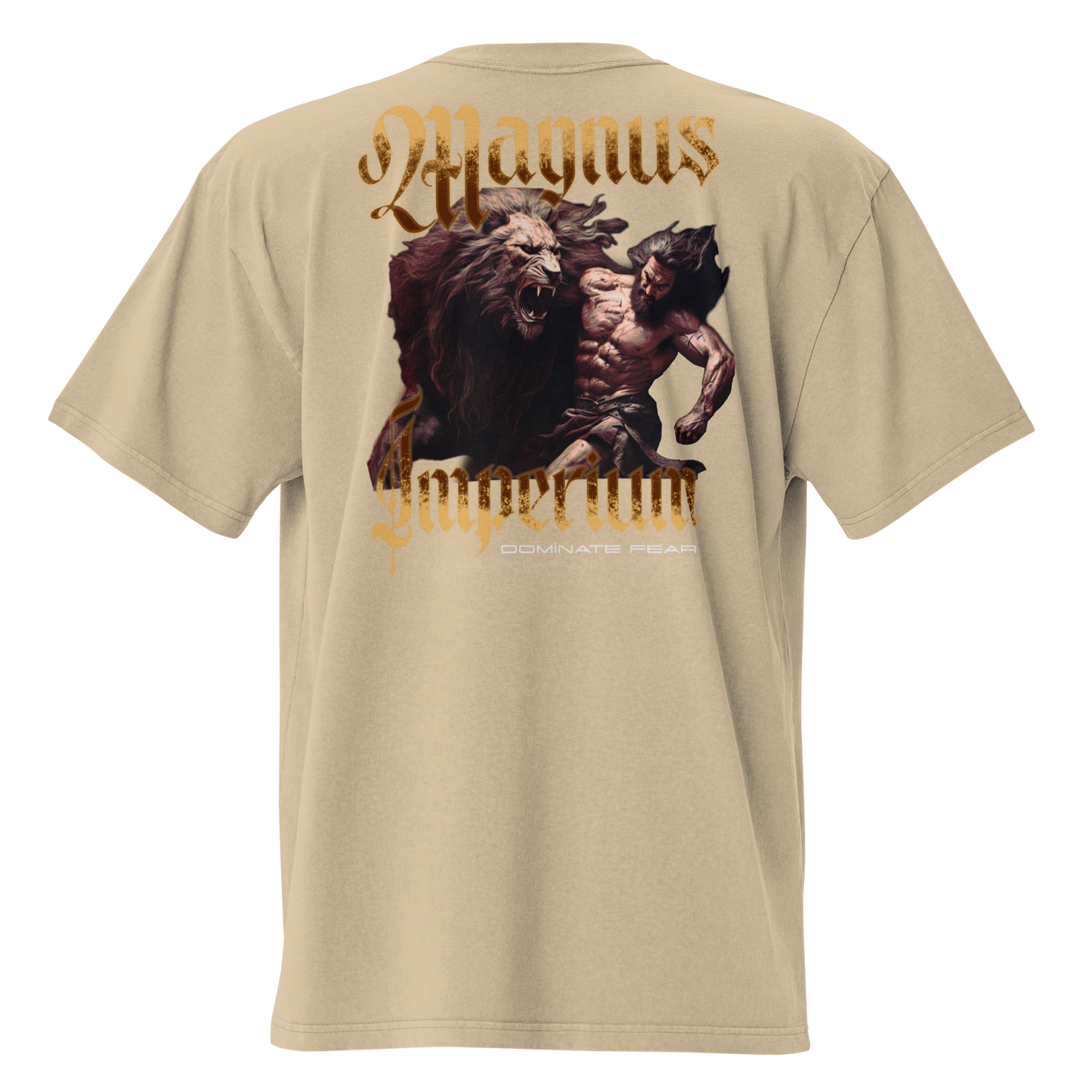 Camiseta oversize color khaki con diseño Dominate Fear y logo Magnus Imperium en la espalda