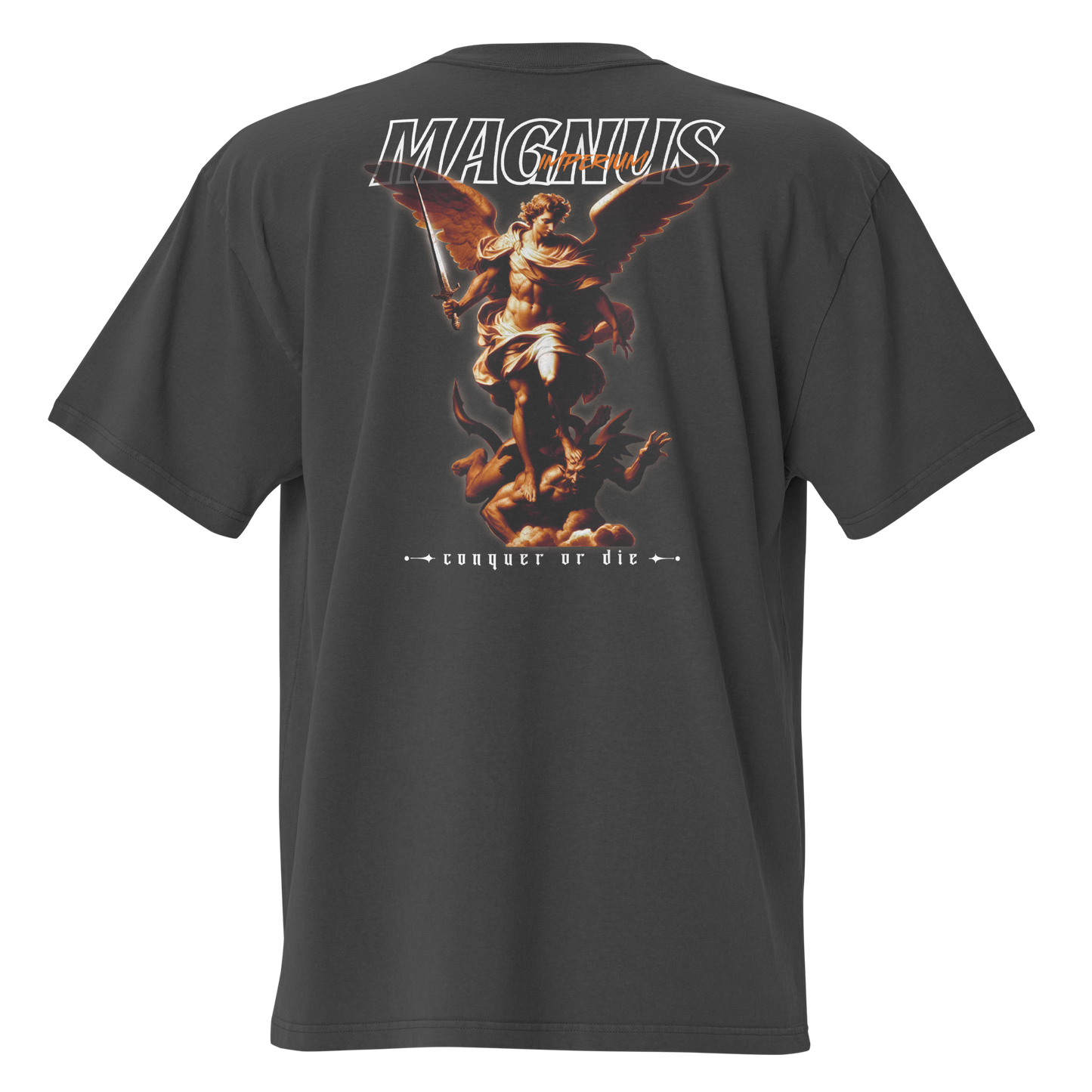 Camiseta oversize negra con diseño Conquer or Die en la espalda Magnus Imperium